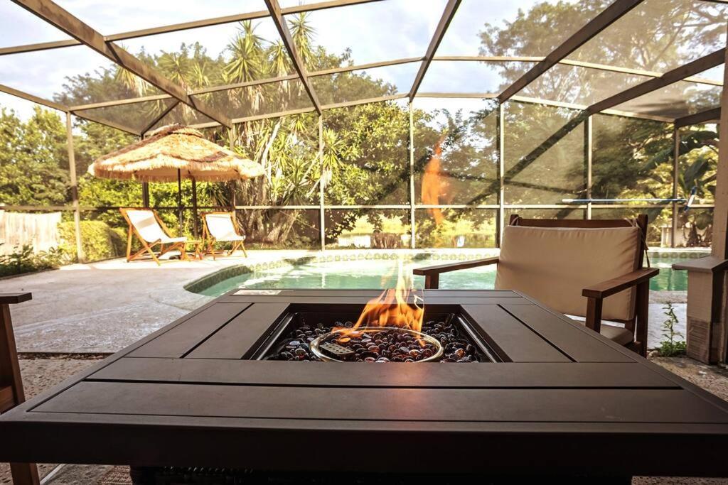 Cozy Lakefront Home W/ Pool -7 Mins From Legoland Winter Haven Dış mekan fotoğraf